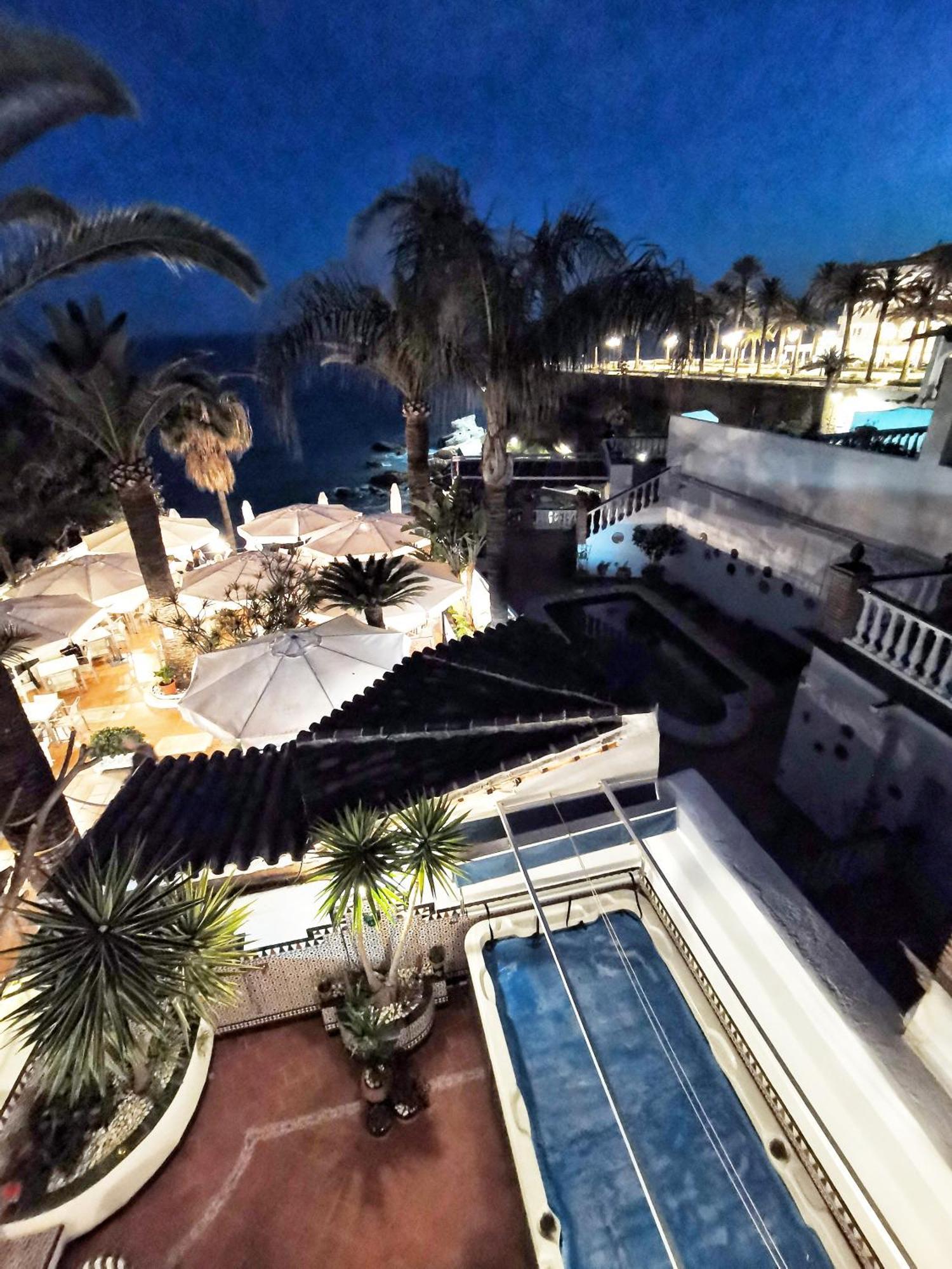 Villa Carabeo 네르하 외부 사진