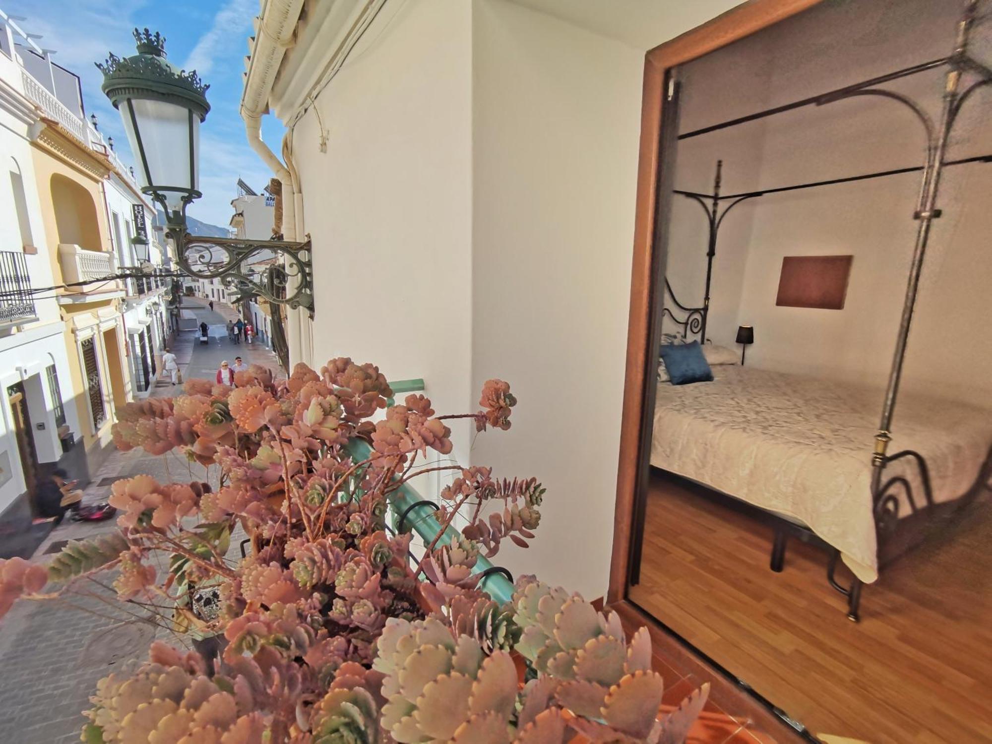 Villa Carabeo 네르하 외부 사진