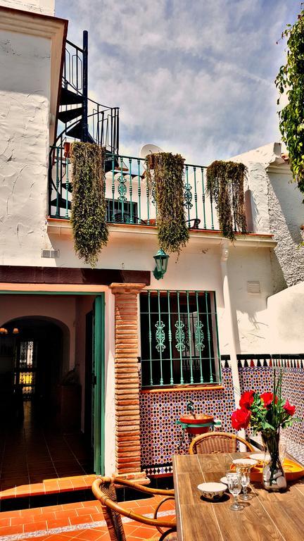 Villa Carabeo 네르하 외부 사진