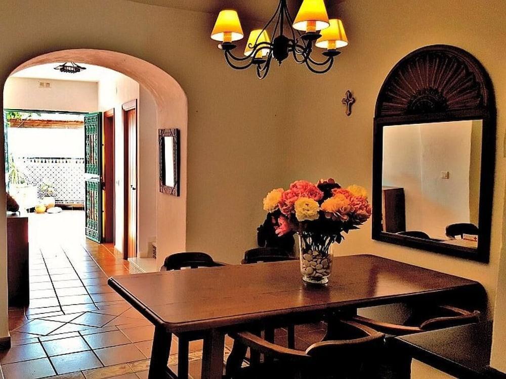 Villa Carabeo 네르하 외부 사진